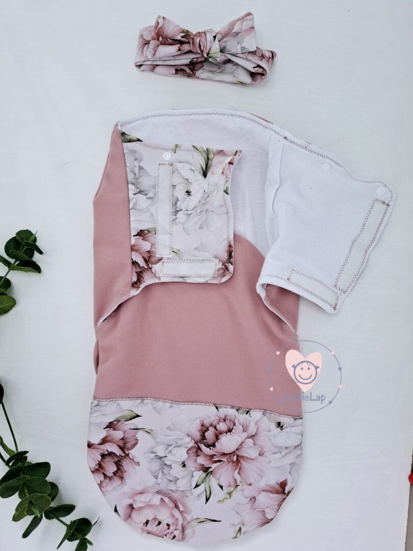 Newborn Peonies Snuggle & Go Set - Image 4
