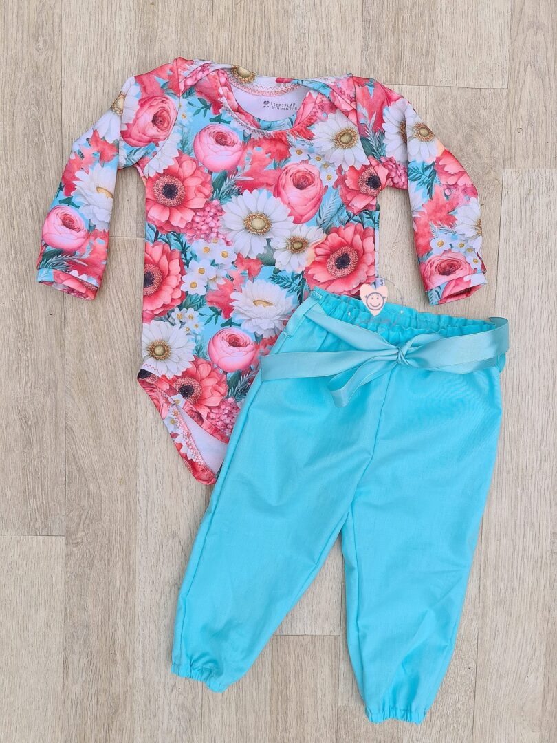 Long or Short Sleeve Coral Floral Vest and Ice Blue pants Set - Image 6