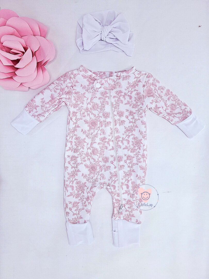 Paisley Mommy and Me Hospital Set - Image 3