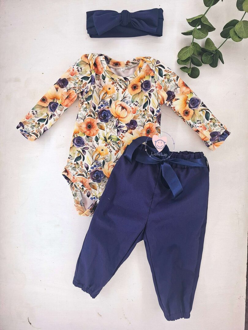 Long or Short Sleeve Amber Bloom Vest and Navy pants Set